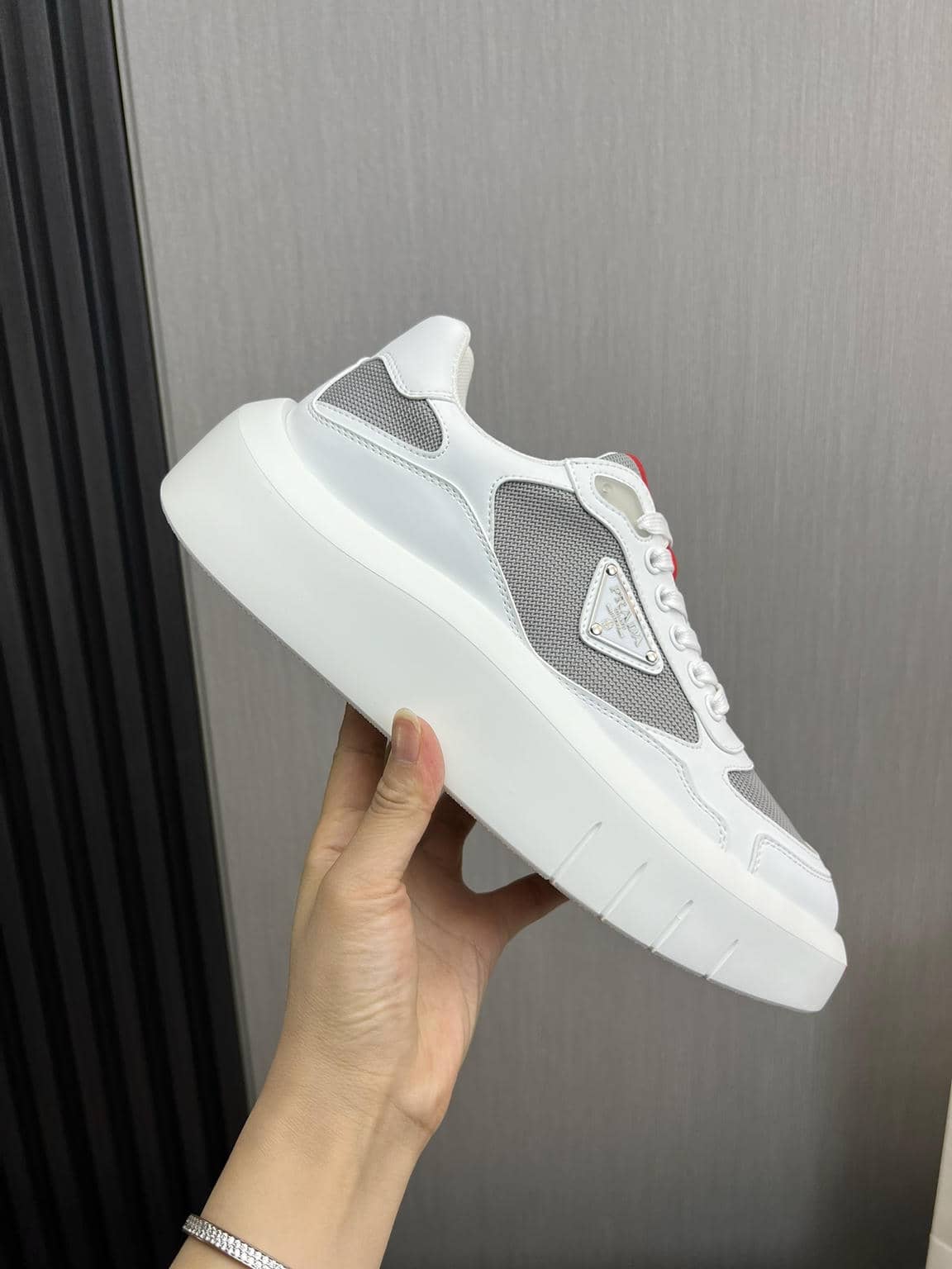 Sneaker Man-122